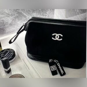 CHANEL Sparkling Black Cosmetic Makeup Pouch Clutch Bag